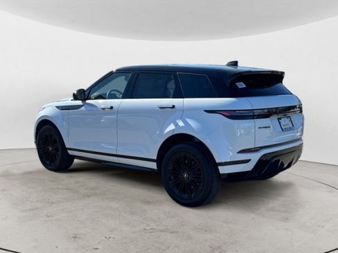 Used 2026 Land Rover Range Rover Evoque Dynamic SE AWD/4WD image 6