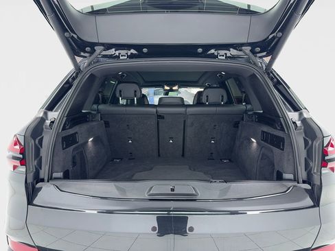 Used 2024 BMW X5 sDrive40i image 11