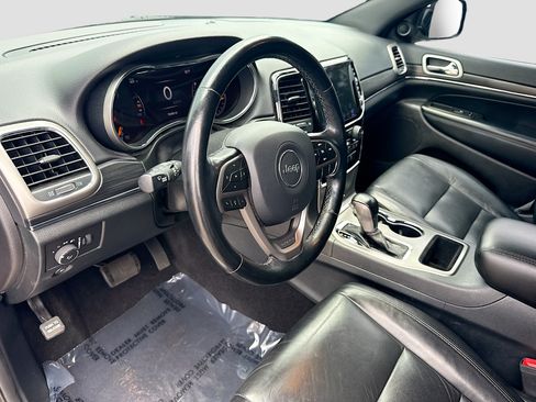 Used 2020 Jeep Grand Cherokee Limited RWD image 26