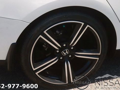 Used 2024 Honda Accord Sport image 7