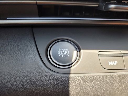 New 2025 Hyundai Elantra SEL image 19