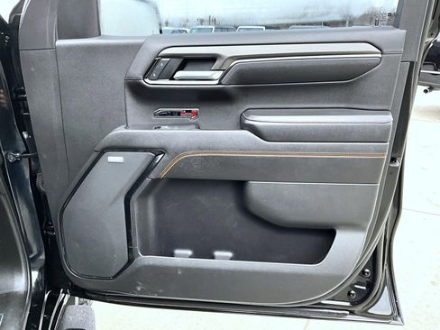 Used 2022 GMC Sierra 1500 AT4 w/ AT4 Premium Package image 17