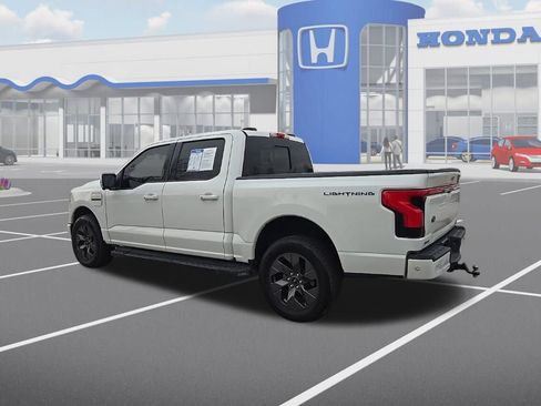 Used 2023 Ford F150 Lightning Lariat w/ Equipment Group 511A High image 6