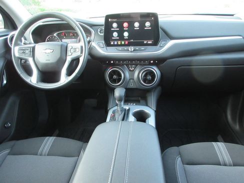 Used 2024 Chevrolet Blazer LT w/ Convenience Package FWD image 15
