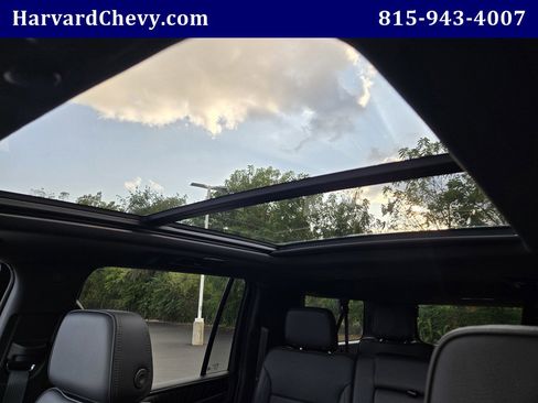 Used 2024 GMC Yukon XL Denali w/ Max Trailering Package image 16