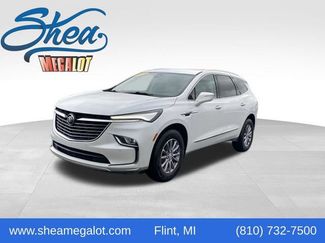Used 2024 Buick Enclave Essence w/ LPO, Floor Liner Package 360° Tour