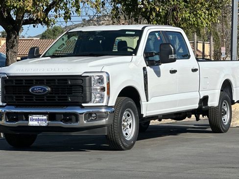 New 2026 Ford F250 2WD Crew Cab Super Duty image 8