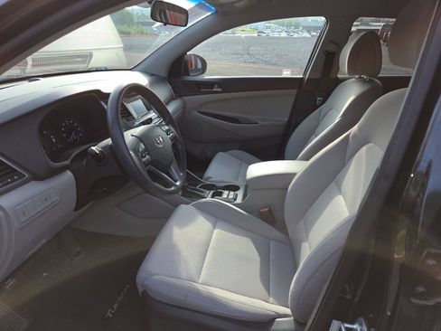 Used 2017 Hyundai Tucson SE w/ SE Popular Package 02 AWD/4WD image 9