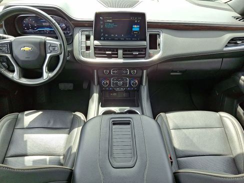 Used 2023 Chevrolet Suburban Premier RWD image 11