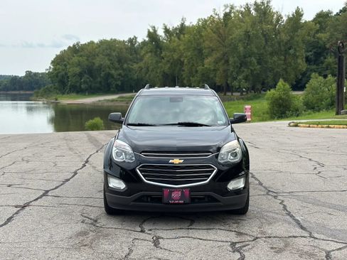 Used 2017 Chevrolet Equinox LT w/ Convenience Package AWD/4WD image 7