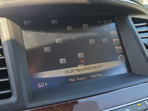 Used 2019 INFINITI QX60 Luxe w/ Sensory Package AWD/4WD image 11