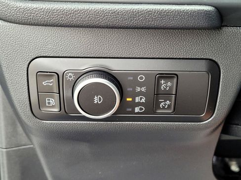 Used 2025 Ford Escape ST-Line Select w/ Tech Pack #1 AWD/4WD image 17