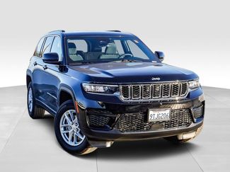 Certified 2025 Jeep Grand Cherokee Laredo X video 2