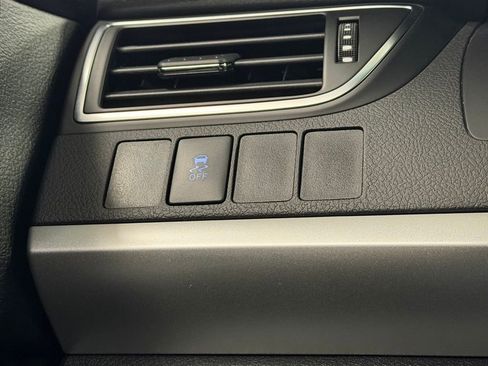 Used 2015 Toyota Camry SE image 13