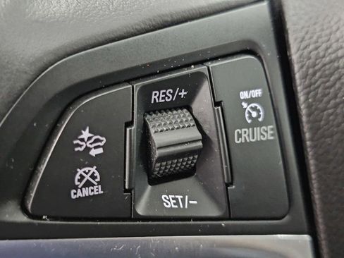 Used 2021 Buick Encore Preferred w/ Safety Package II FWD image 30