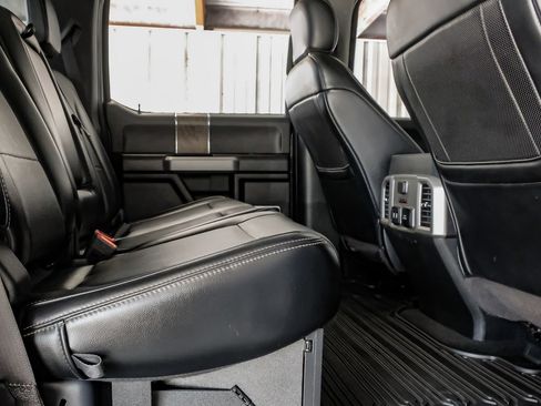 Used 2019 Ford F350 Lariat w/ Lariat Ultimate Package AWD/4WD image 34