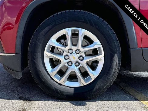 Used 2018 Chevrolet Traverse LT FWD image 33