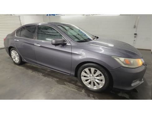 Used 2015 Honda Accord EX-L image 2