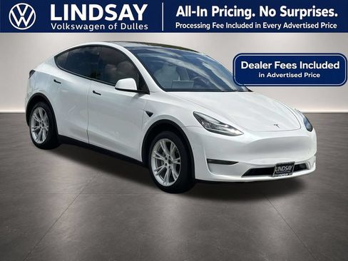 Used 2022 Tesla Model Y Long Range AWD/4WD image 1