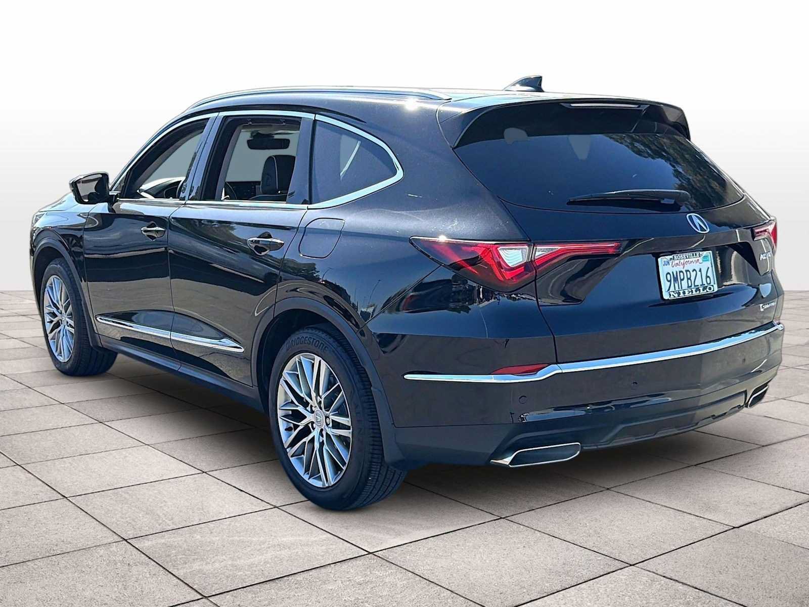 Used 2024 Acura MDX w/ Advance Package AWD/4WD image 13