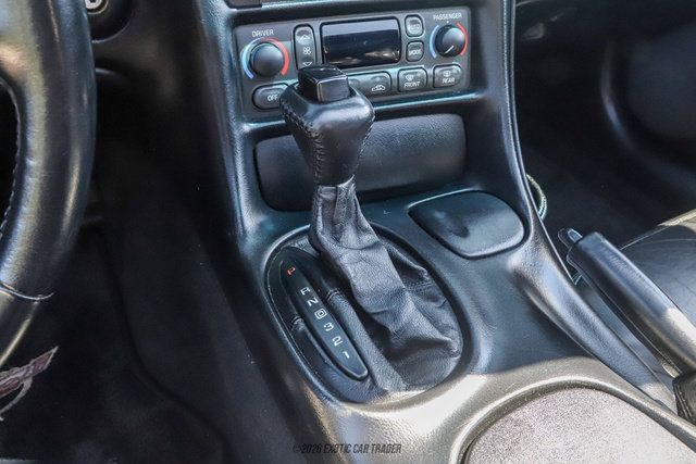 Used 1998 Chevrolet Corvette Coupe w/ Roof Pkg RWD image 63