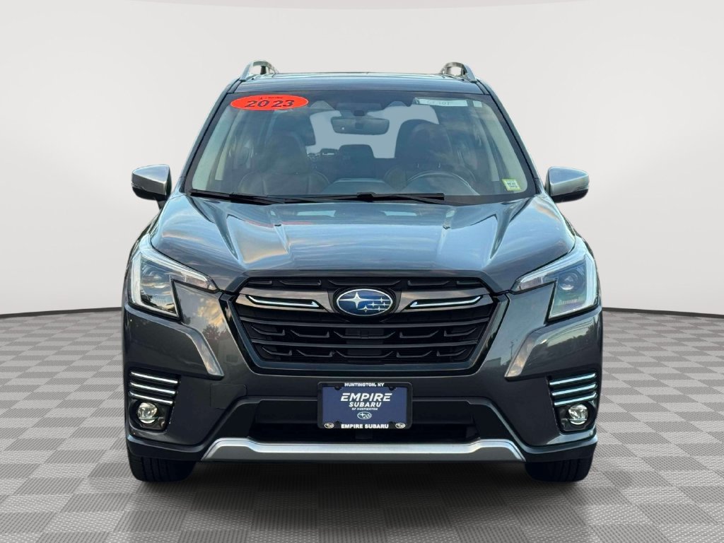 Used 2023 Subaru Forester Touring AWD/4WD image 3