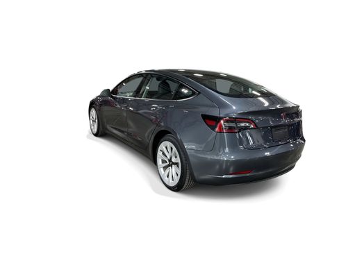 Certified 2023 Tesla Model 3 Standard Range RWD image 4