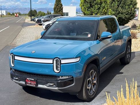 Used 2022 Rivian R1T Adventure AWD/4WD image 6