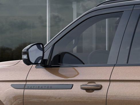 New 2025 Lincoln Navigator Black Label image 21