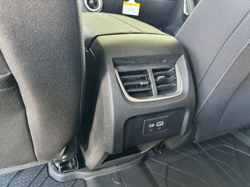 New 2025 Chevrolet Blazer LT w/ Midnight/Sport Edition image 15