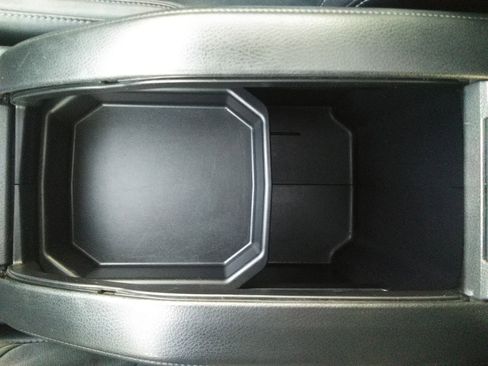 Used 2017 Toyota Highlander AWD V6 image 20