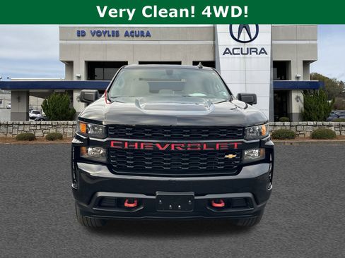 Used 2020 Chevrolet Silverado 1500 Custom w/ Custom Value Package image 2