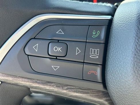 New 2025 Jeep Grand Cherokee Limited w/ Luxury Tech Group II image 11