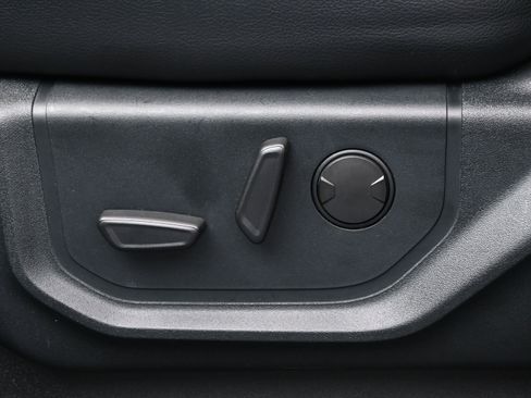 Used 2020 Ford F350 Lariat w/ Lariat Ultimate Package image 9