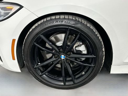 Used 2022 BMW 330i Sedan w/ M Sport Package image 32