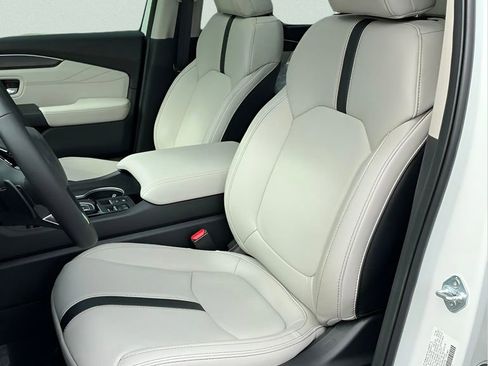 New 2026 Honda Pilot Touring image 30