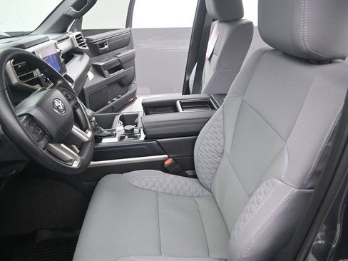 Used 2025 Toyota Tundra SR5 w/ SR5 Convenience Package AWD/4WD image 10