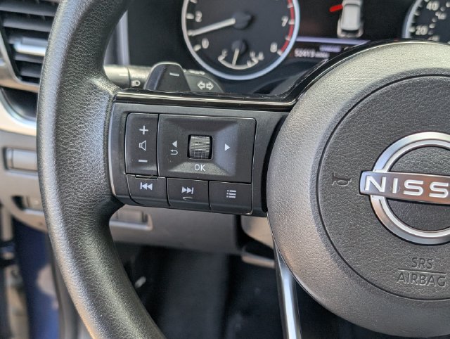 Used 2023 Nissan Rogue SV FWD image 16