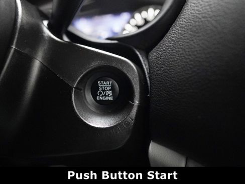 Used 2022 Jeep Renegade Latitude w/ Convenience Group image 8