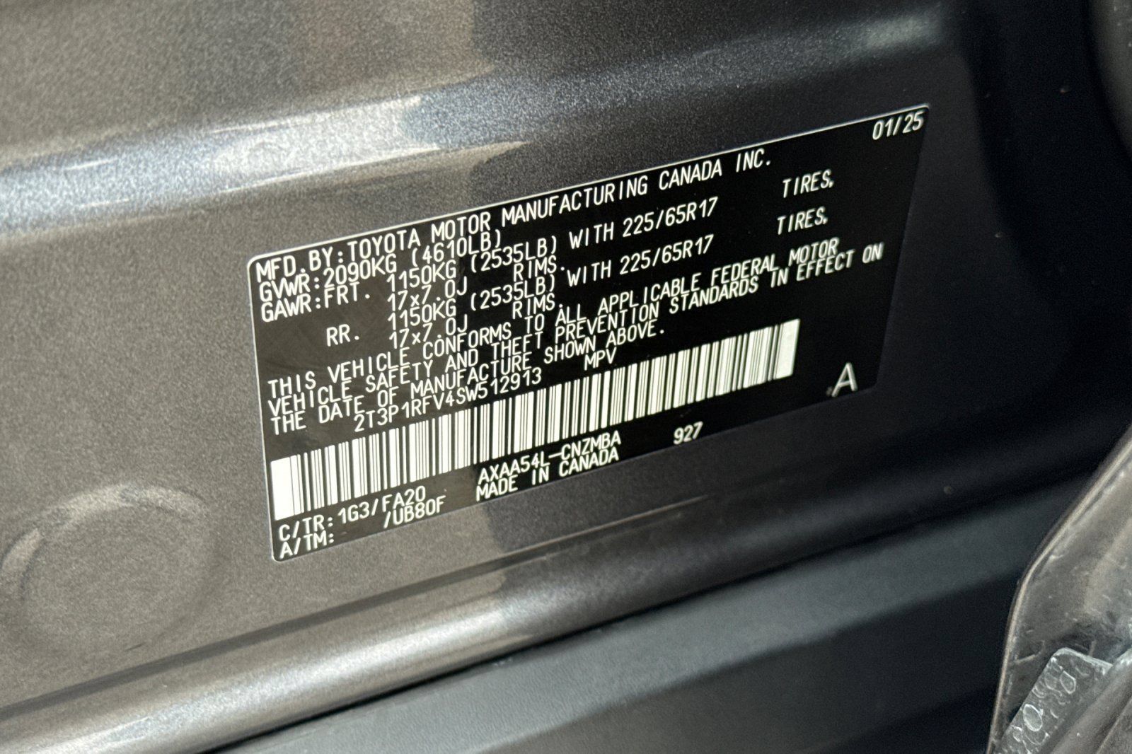 Used 2025 Toyota RAV4 XLE AWD/4WD image 30