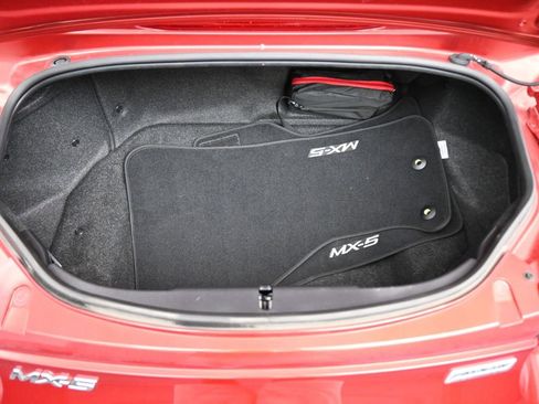 Used 2016 MAZDA MX-5 Miata Club w/ Brembo/BBS Package image 14