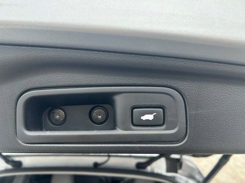 Used 2022 Honda Pilot Special Edition image 8