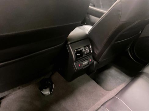 Used 2018 Subaru Legacy 2.5i Limited image 27