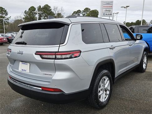 Used 2021 Jeep Grand Cherokee L Laredo w/ Luxury Tech Group I image 14