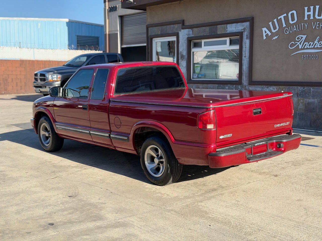 Used 2001 Chevrolet S10 Pickup LS w/ Preferred Equipment Group RWD image 8