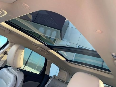 Certified 2022 Lincoln Corsair Reserve w/ Equipment Group 201A image 12