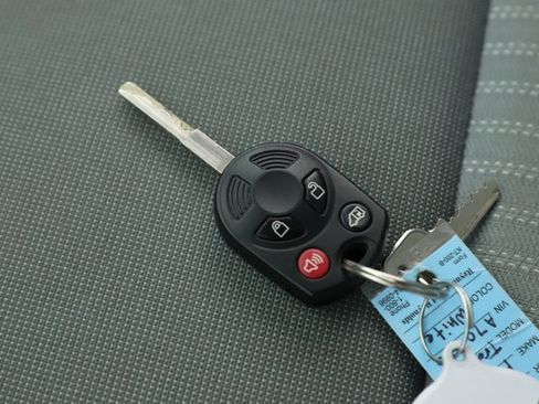 Used 2016 Ford Transit 250 130 Low Roof w/ Exterior Upgrade Package image 19