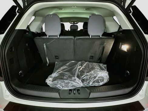 New 2026 Ford Explorer Active AWD/4WD image 31