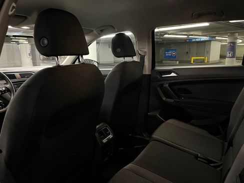 Used 2018 Volkswagen Tiguan S FWD image 18