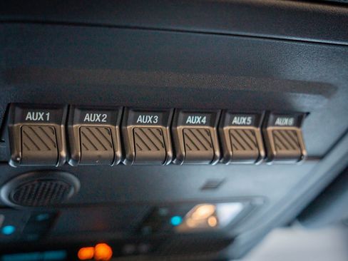 Used 2024 Ford Bronco Outer Banks AWD/4WD image 23